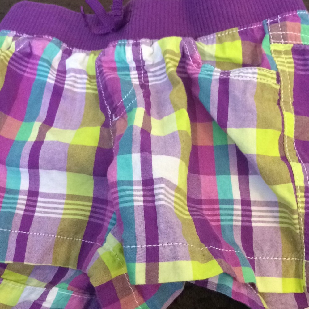 FINAL MARKDOWN Jumping bean shorts 2t